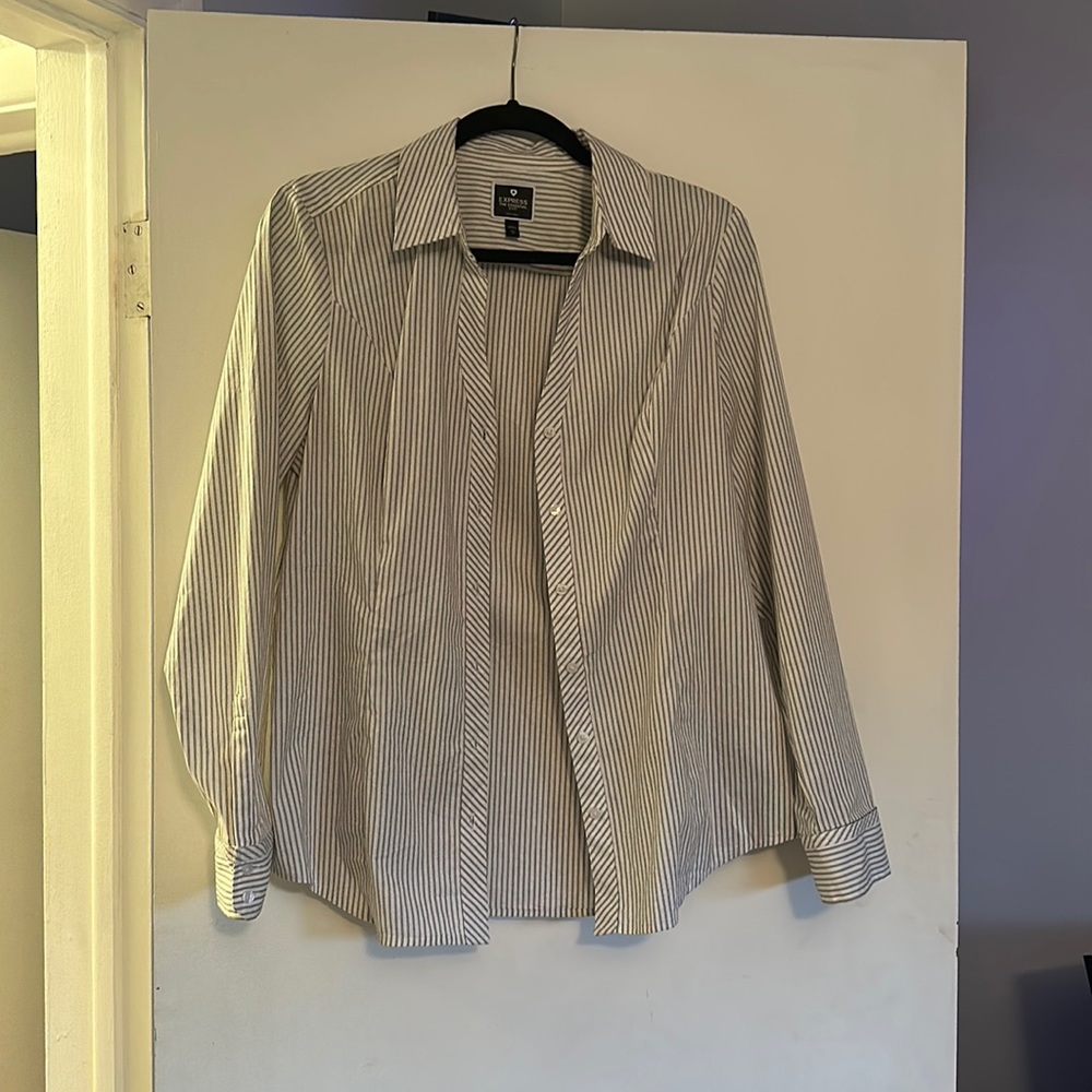 Express LG “The Essential” Business Shirt Button Up